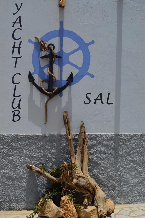 לינה וארוחת בוקר Palmeira Yacht Club Sal מראה חיצוני תמונה